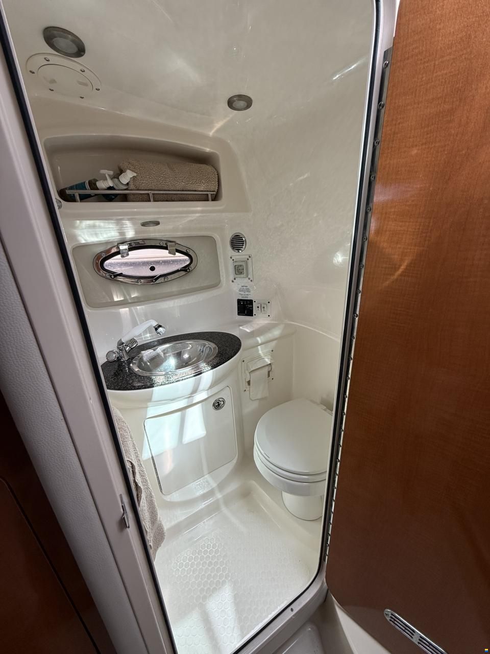 Chaparral 270 Signature