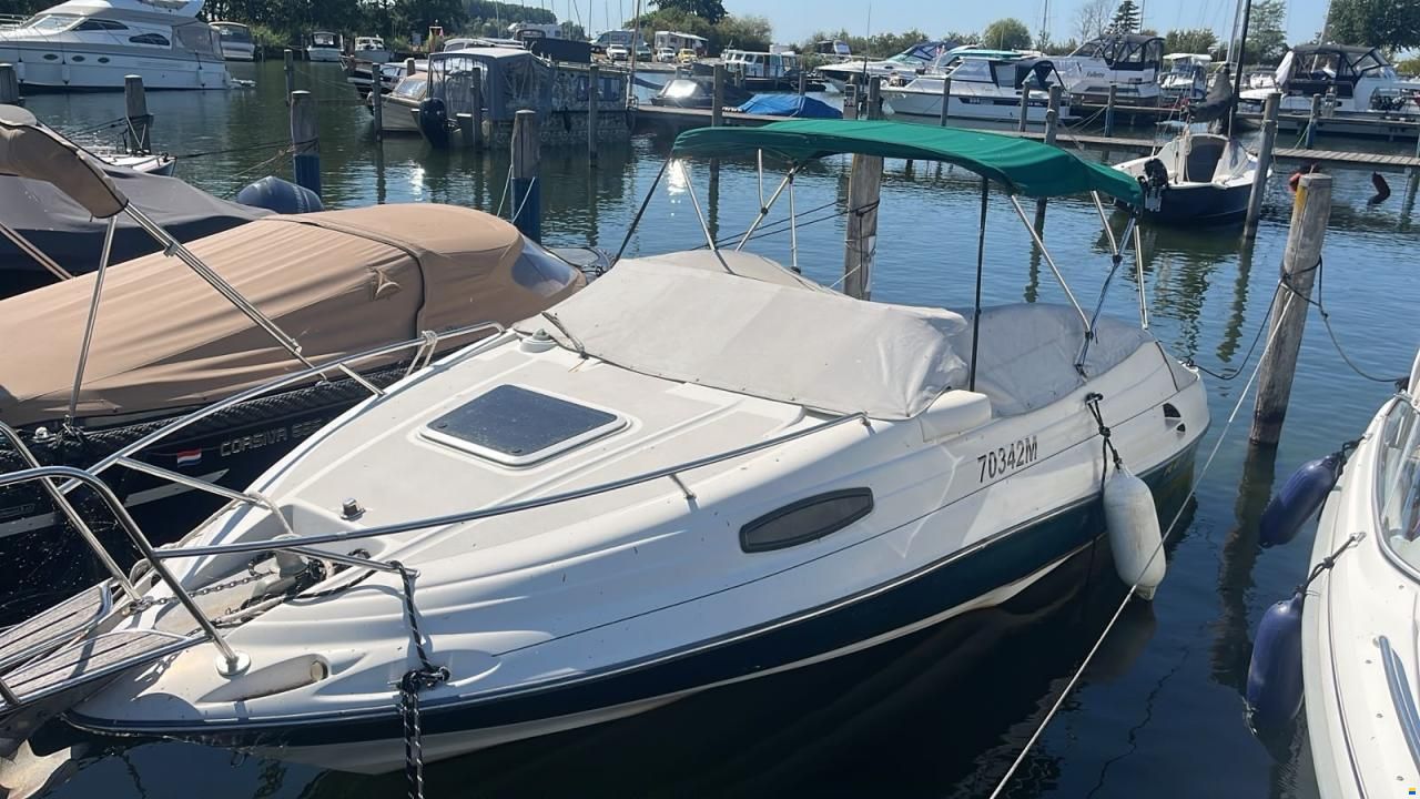 Regal 2150 LSC
