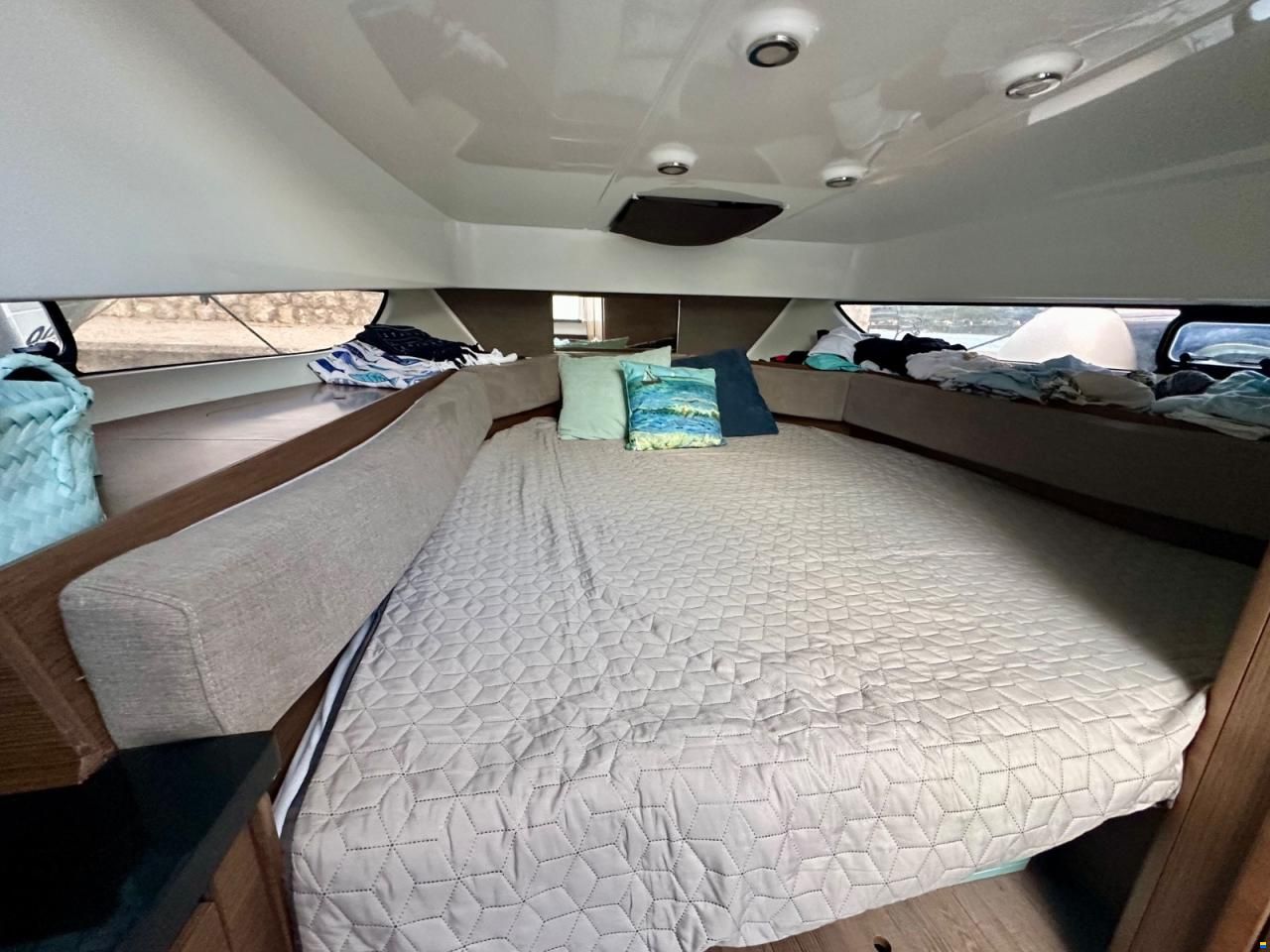 Beneteau Fleyr 9 Sundeck