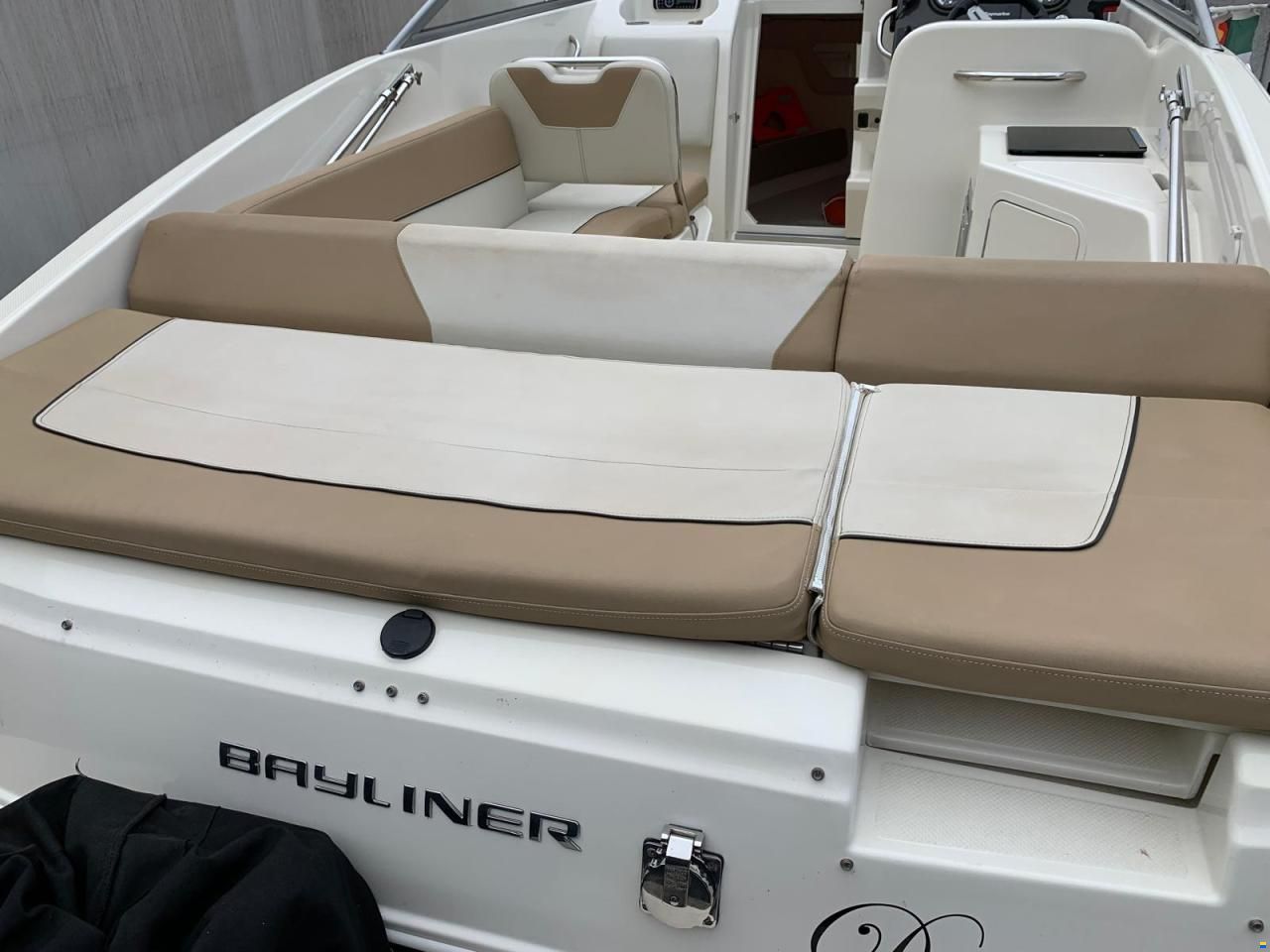 Bayliner 742 Cuddy