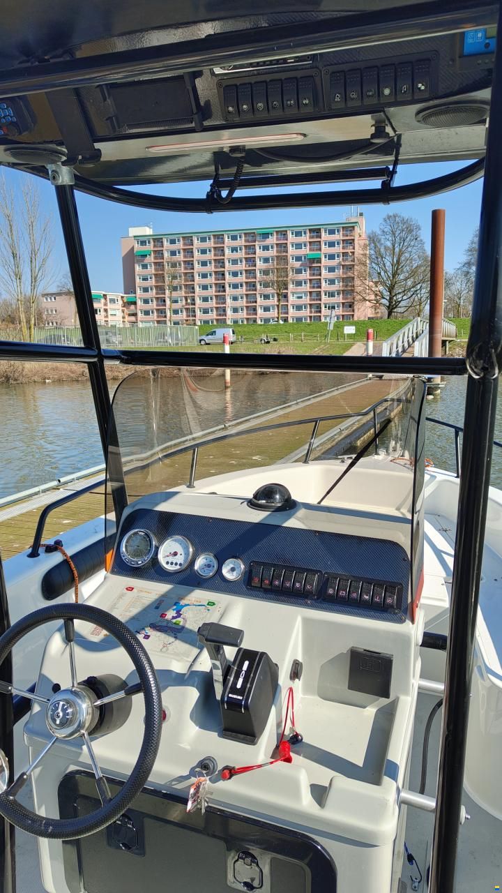 Sessa Key Largo 20