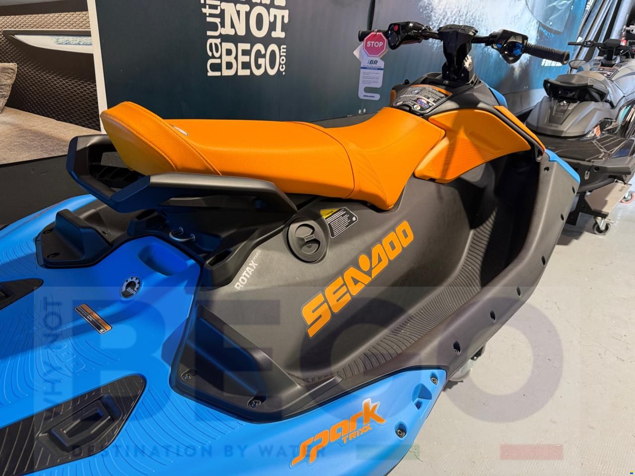 Sea-Doo SparK Trixx 3 up