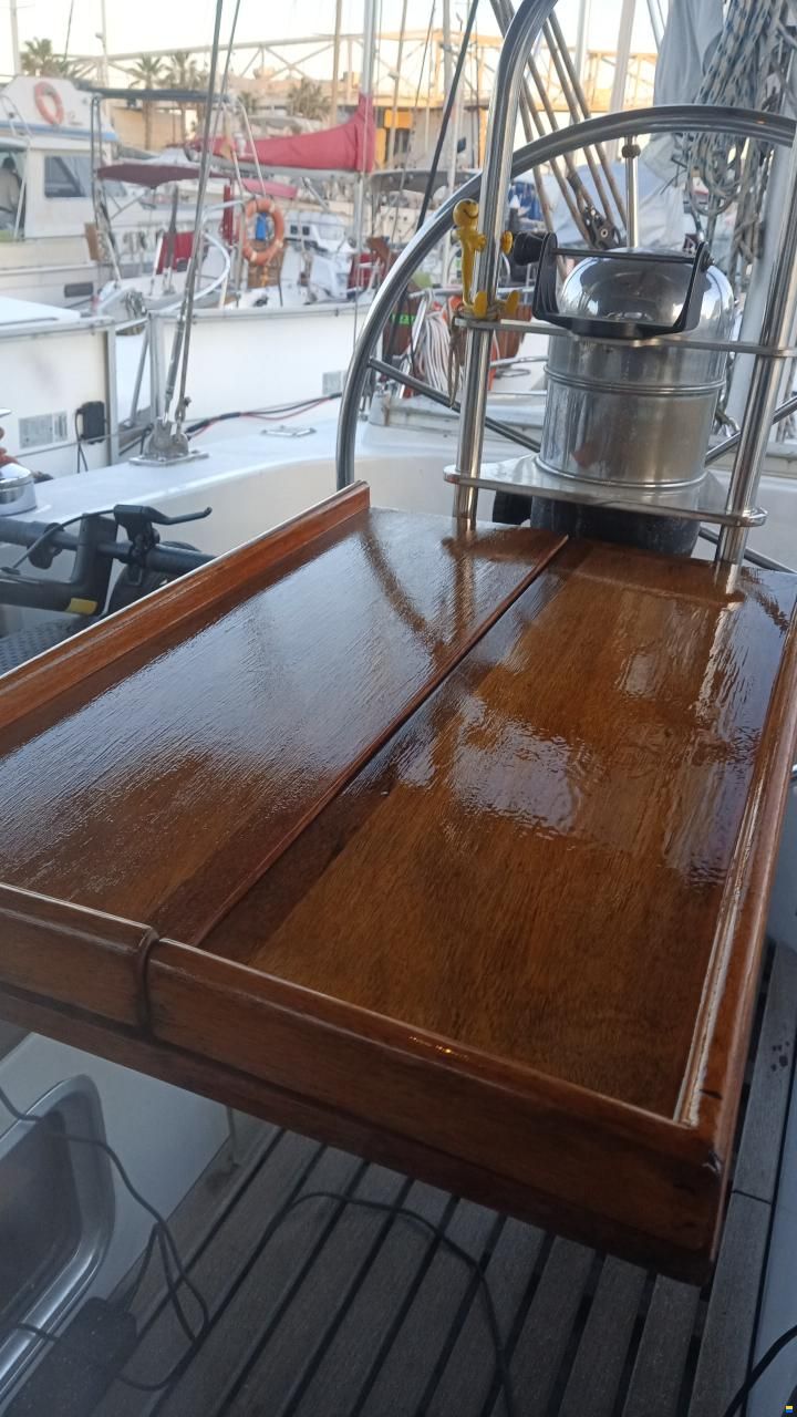 North Wind Mistral 40