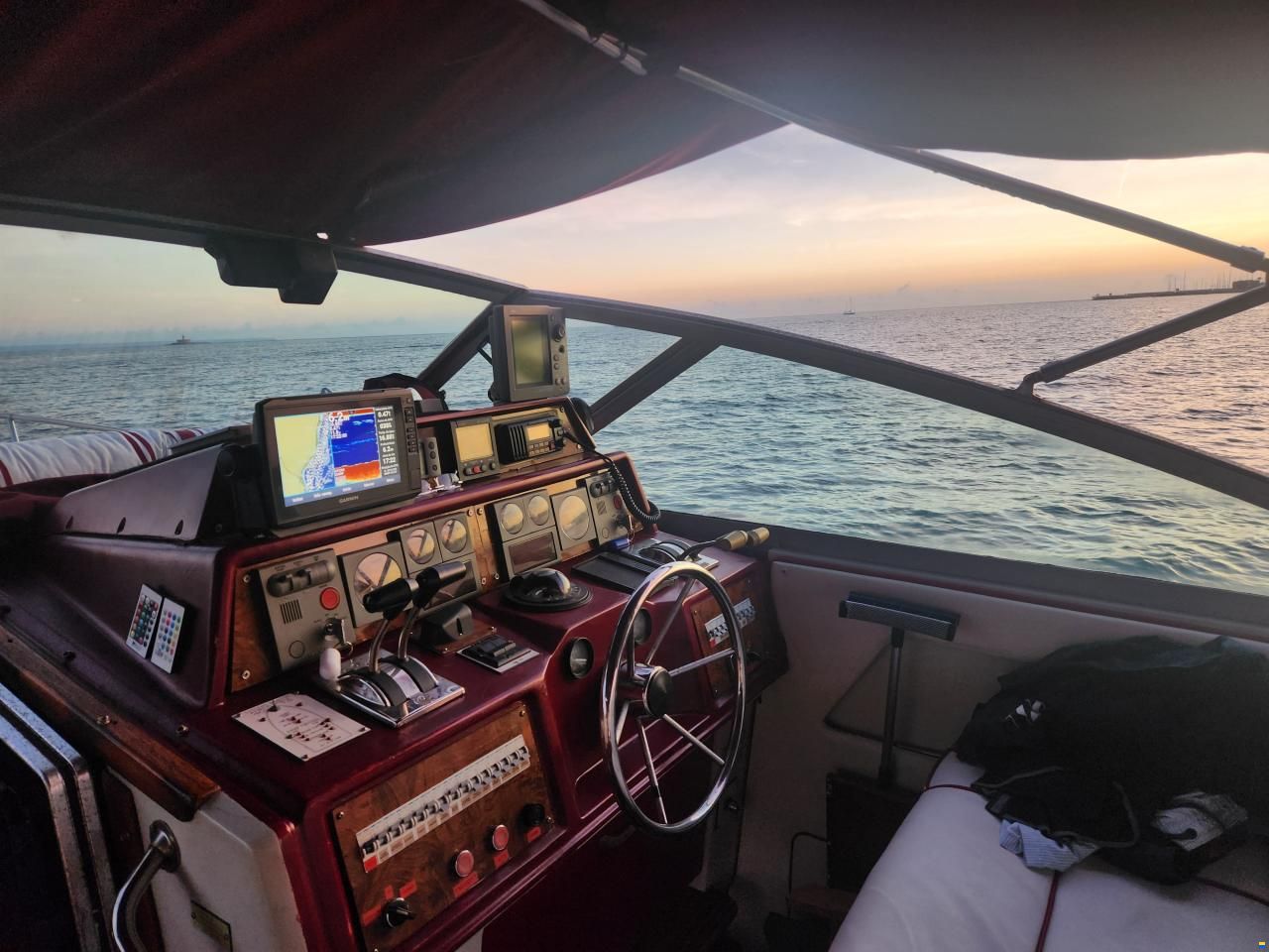 Sea Ray 340