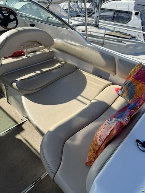 Larson Cabrio 274