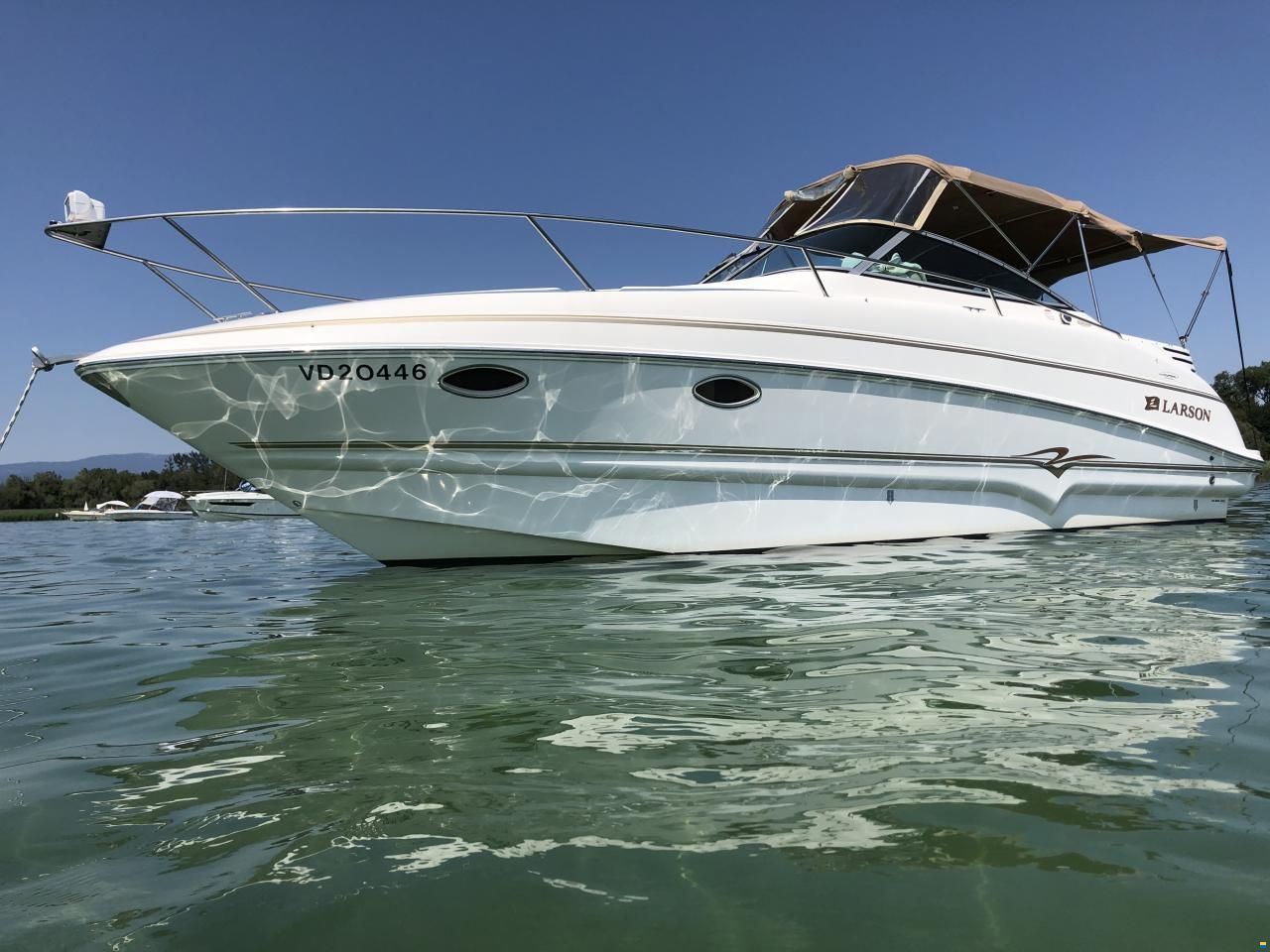 Larson Cabrio 274