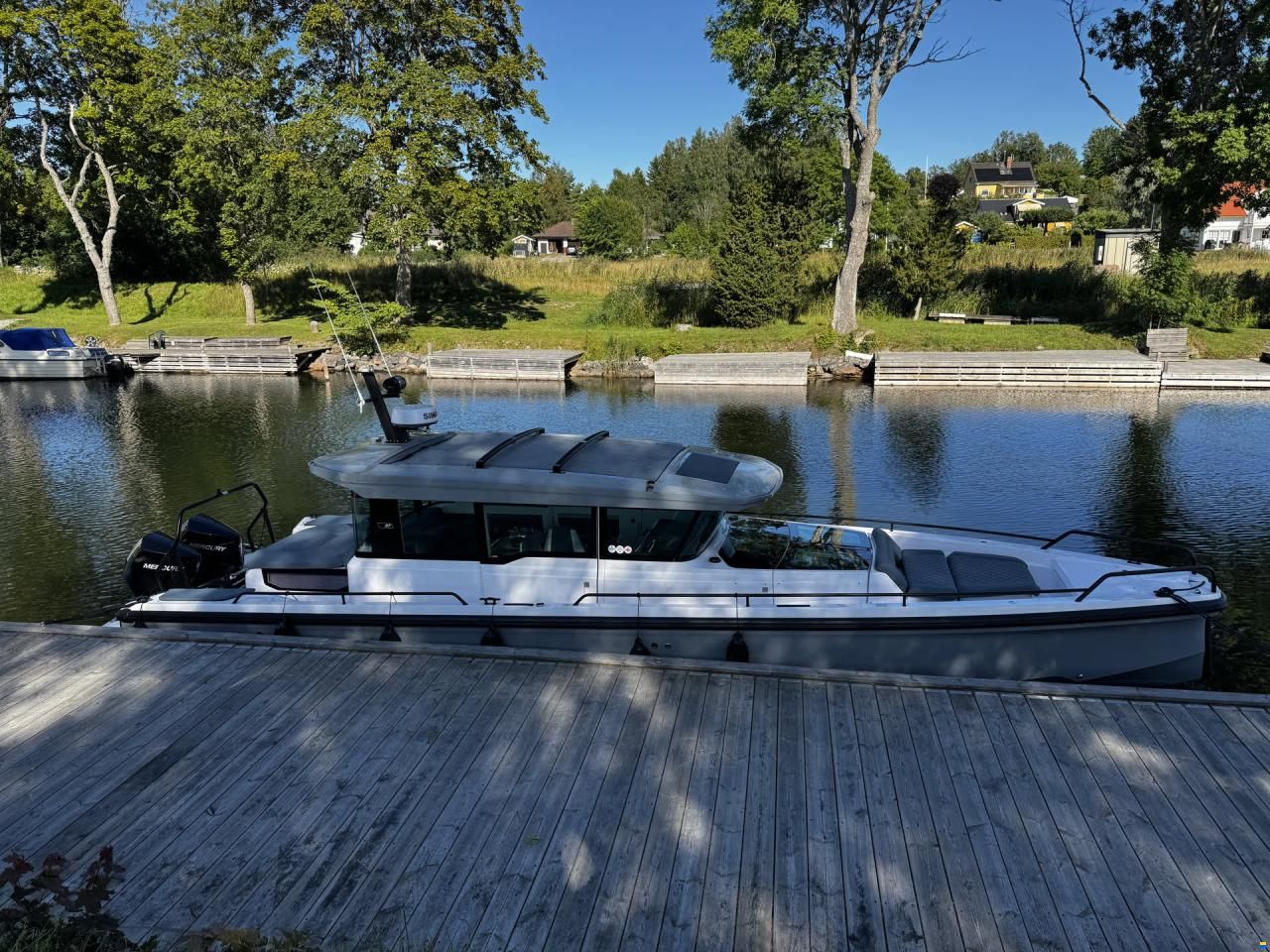 Axopar 37 XC Cross Cabin