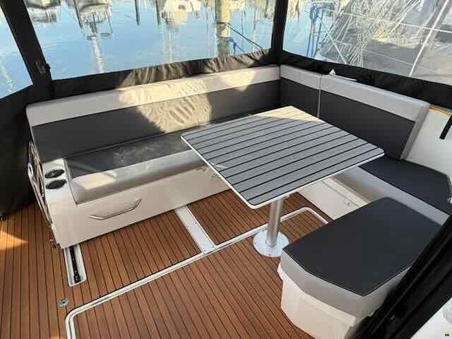 Jeanneau Merry Fisher 895