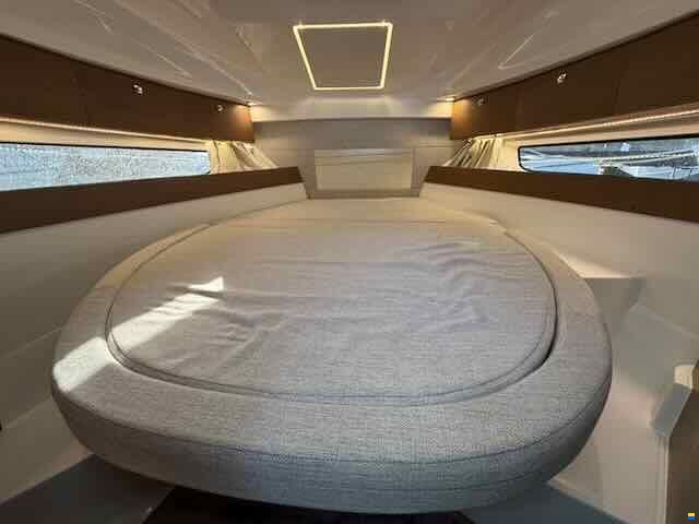 Jeanneau Merry Fisher 895