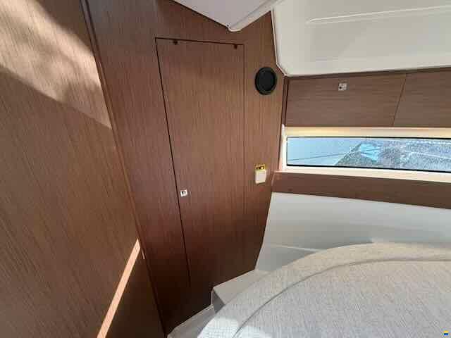 Jeanneau Merry Fisher 895