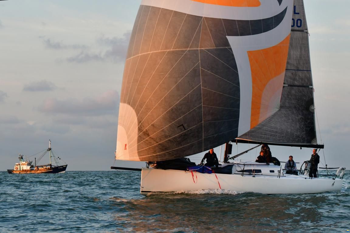 J Boats J/111
