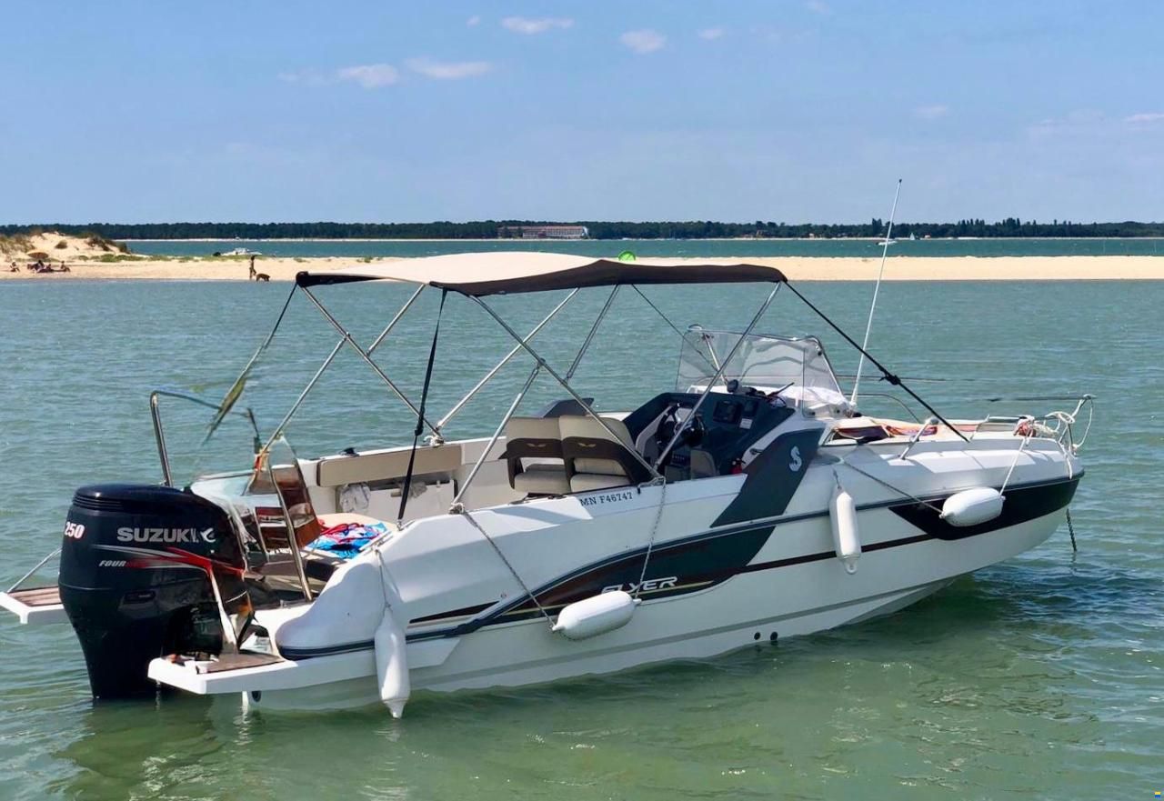 Beneteau Flyer 7.7 Sundeck