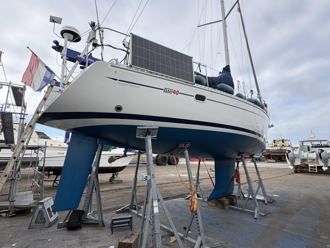 Elan 40