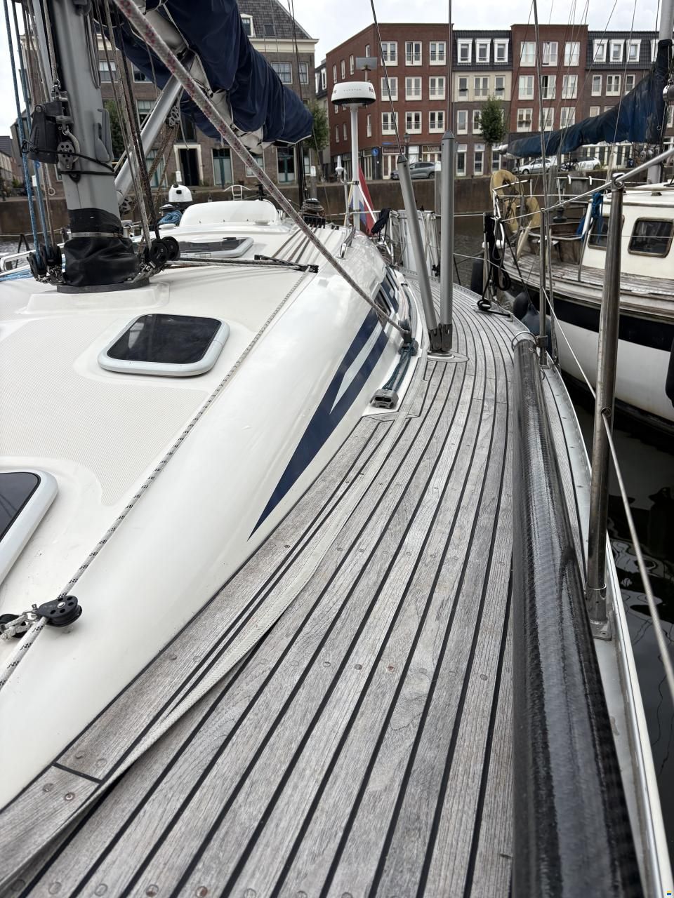 Elan 40