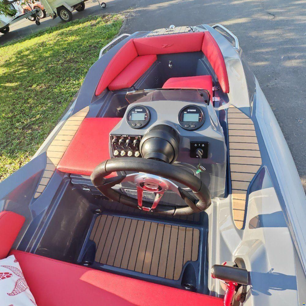 ZAR Formenti ZF0 TENDER MIT YAMAHA 30 PS