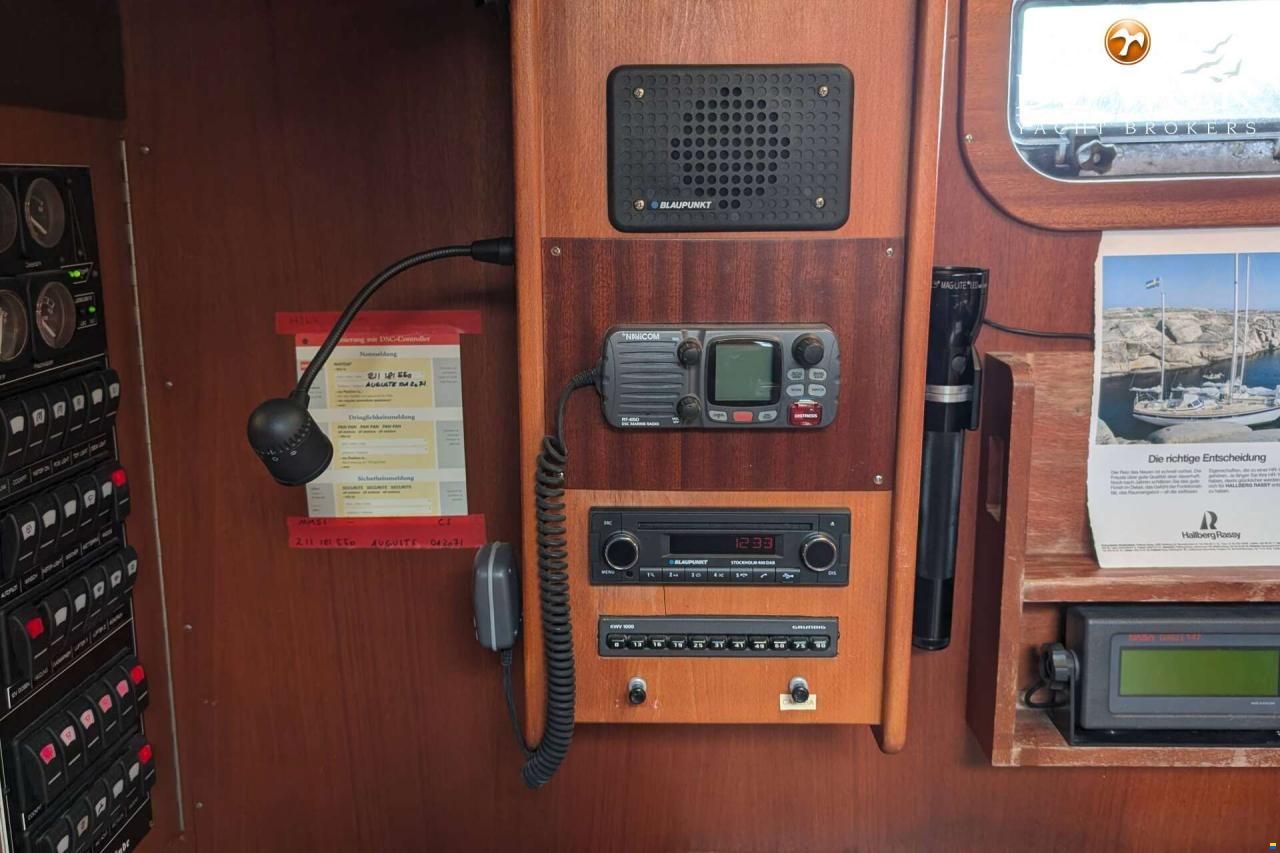 Hallberg-Rassy 42 E