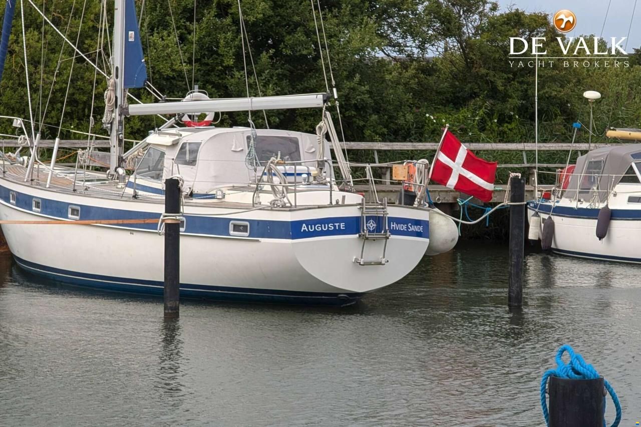 Hallberg-Rassy 42 E