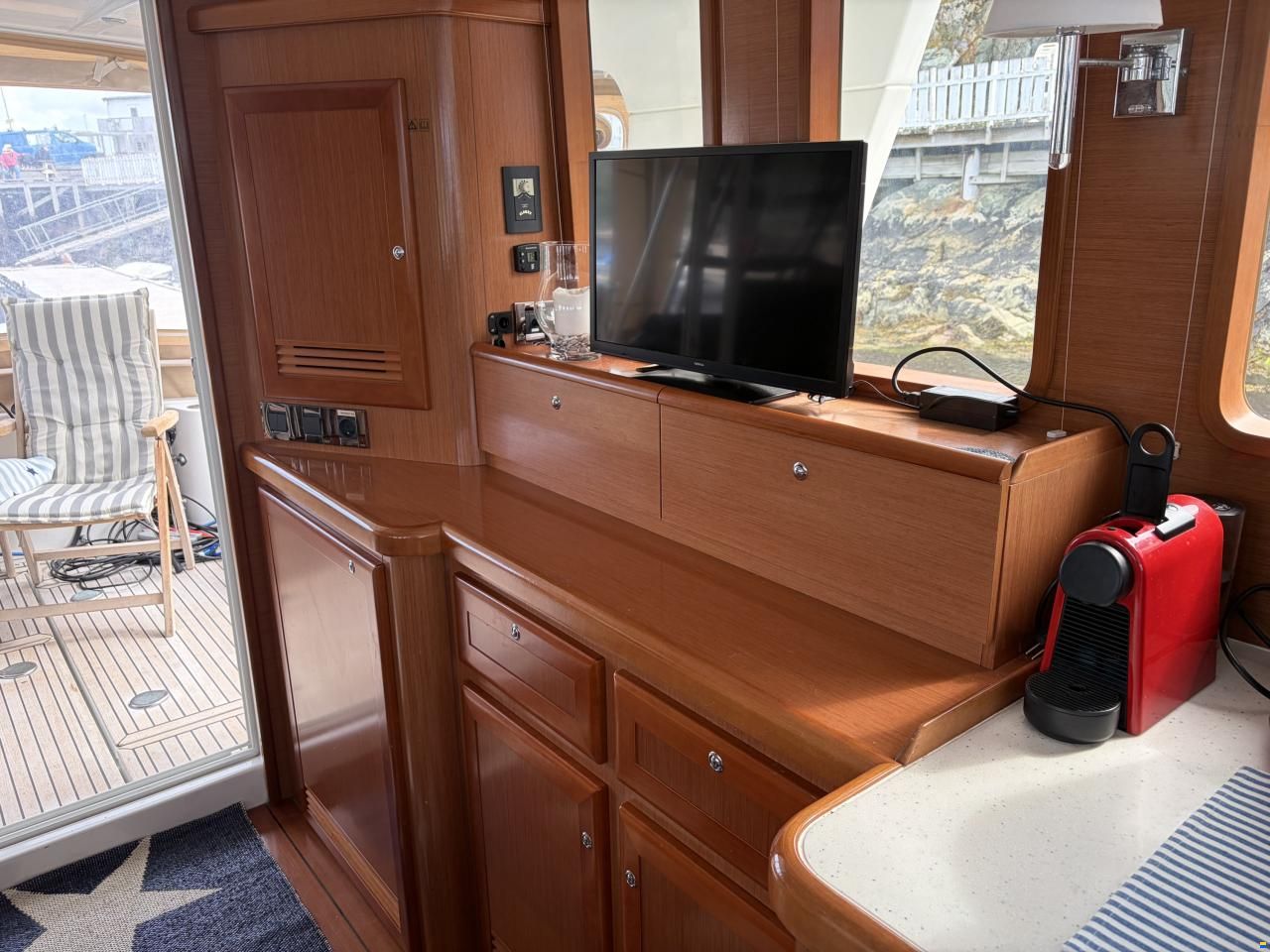 Beneteau Swift Trawler 42