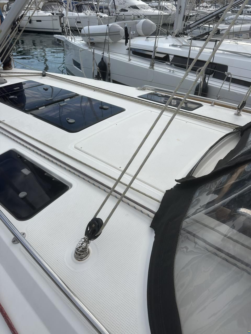 Bavaria Cruiser 37