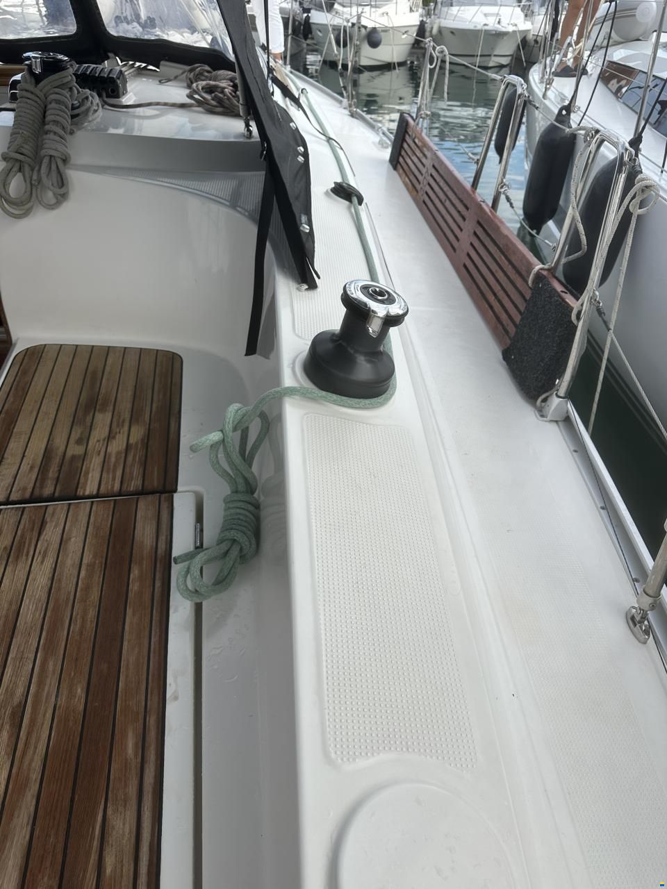 Bavaria Cruiser 37