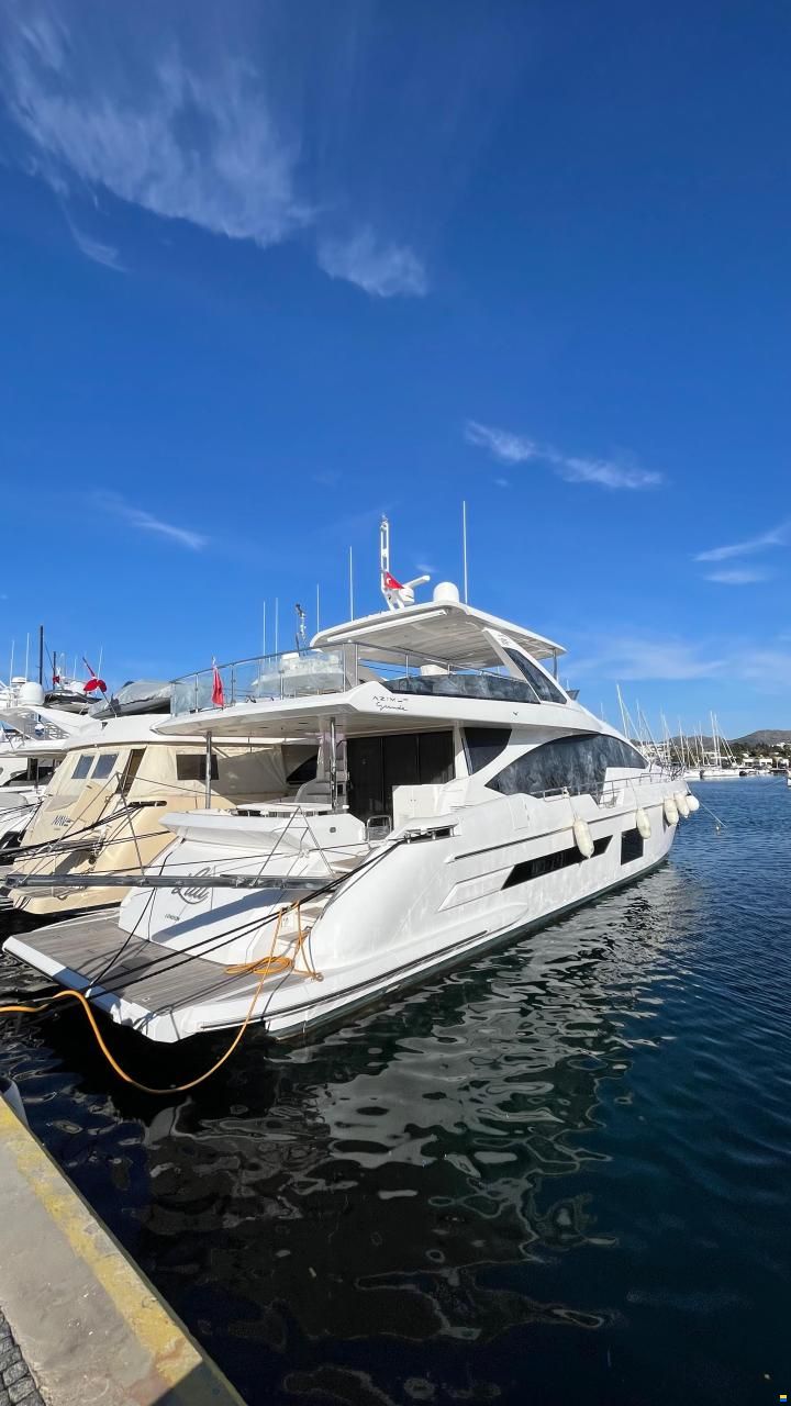 Azimut Grande 25