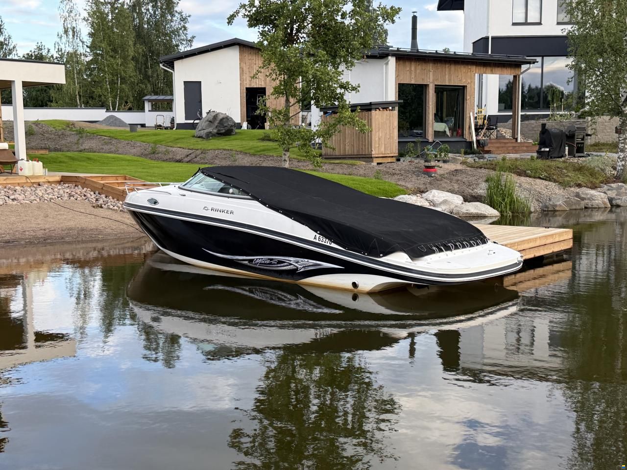 Rinker Captiva 246 CC