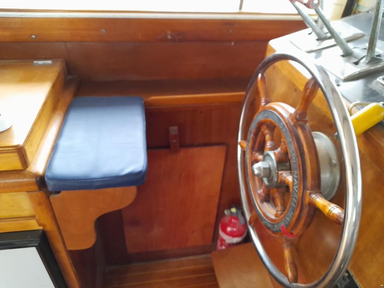 Italcraft X 33 Flying Bridge