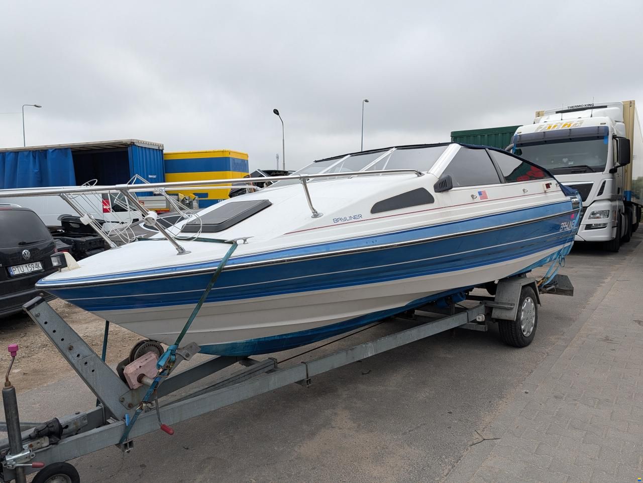 Bayliner Capri