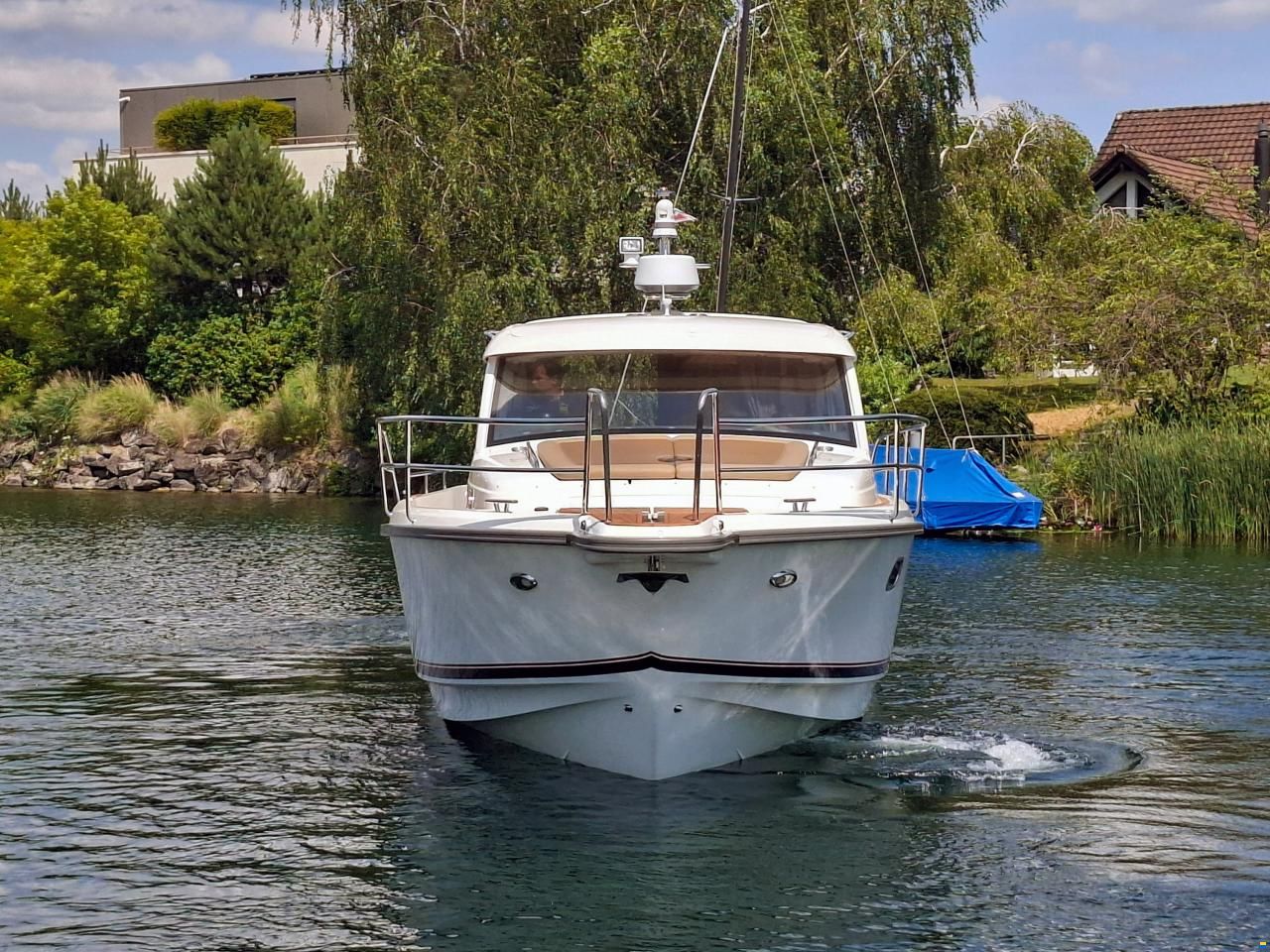 Nimbus 365 Coup&eacute;