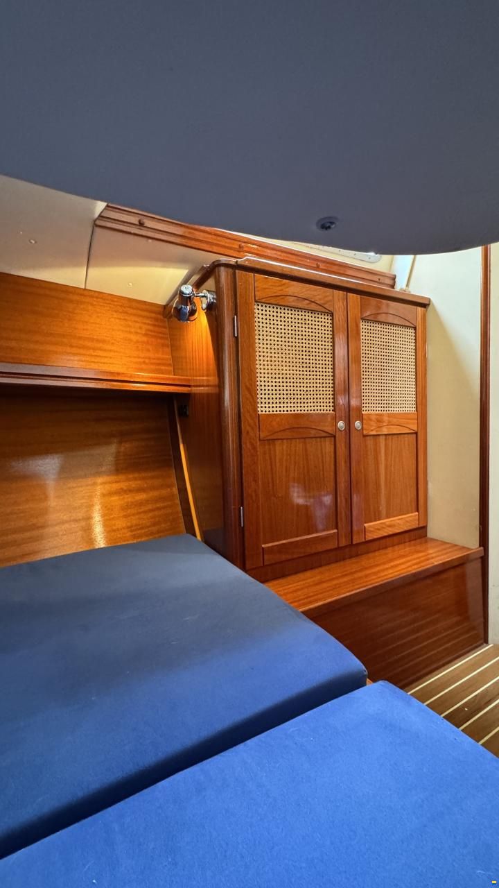 Hanse 371
