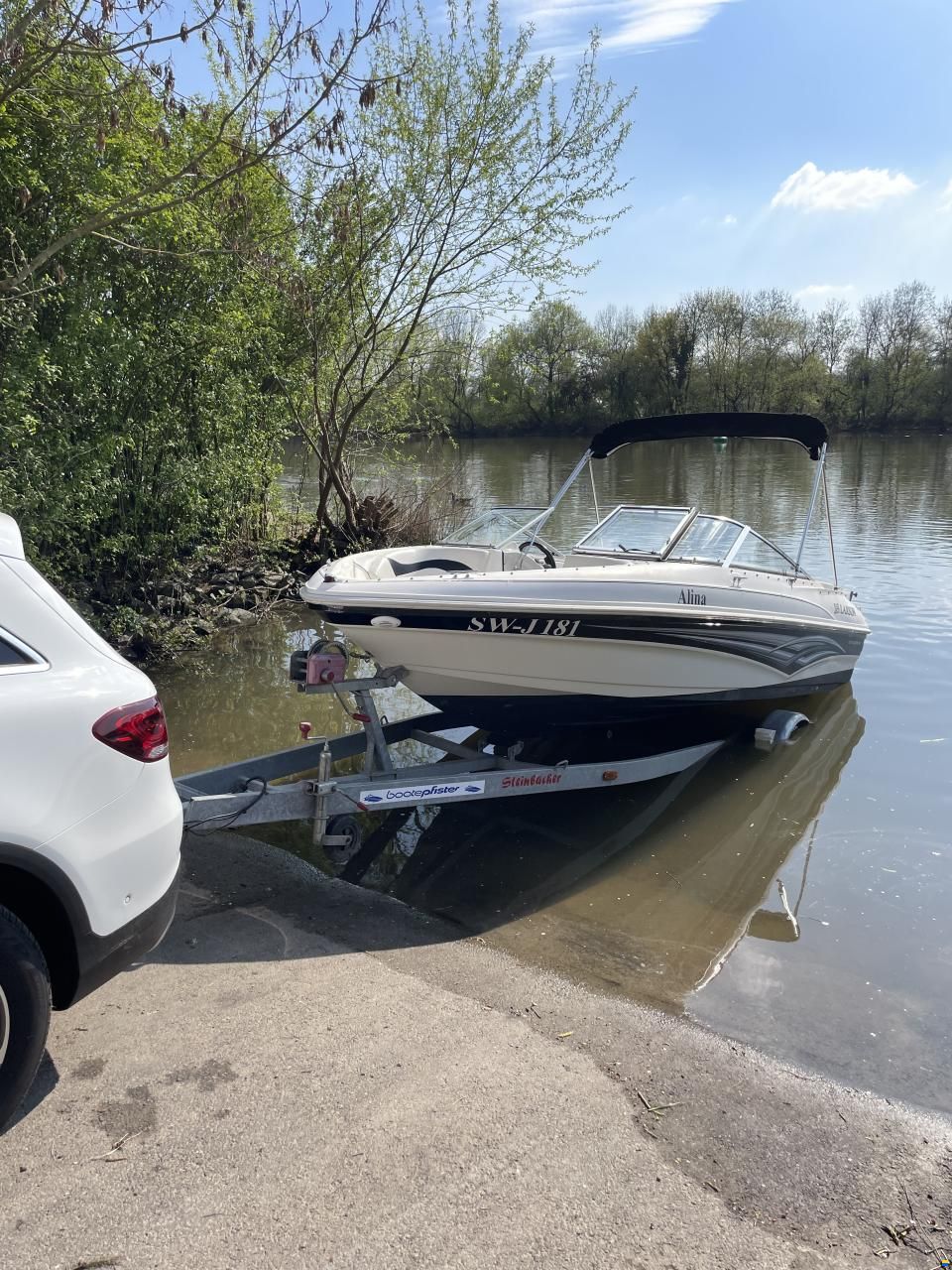 Larson 180 Sport Bowrider