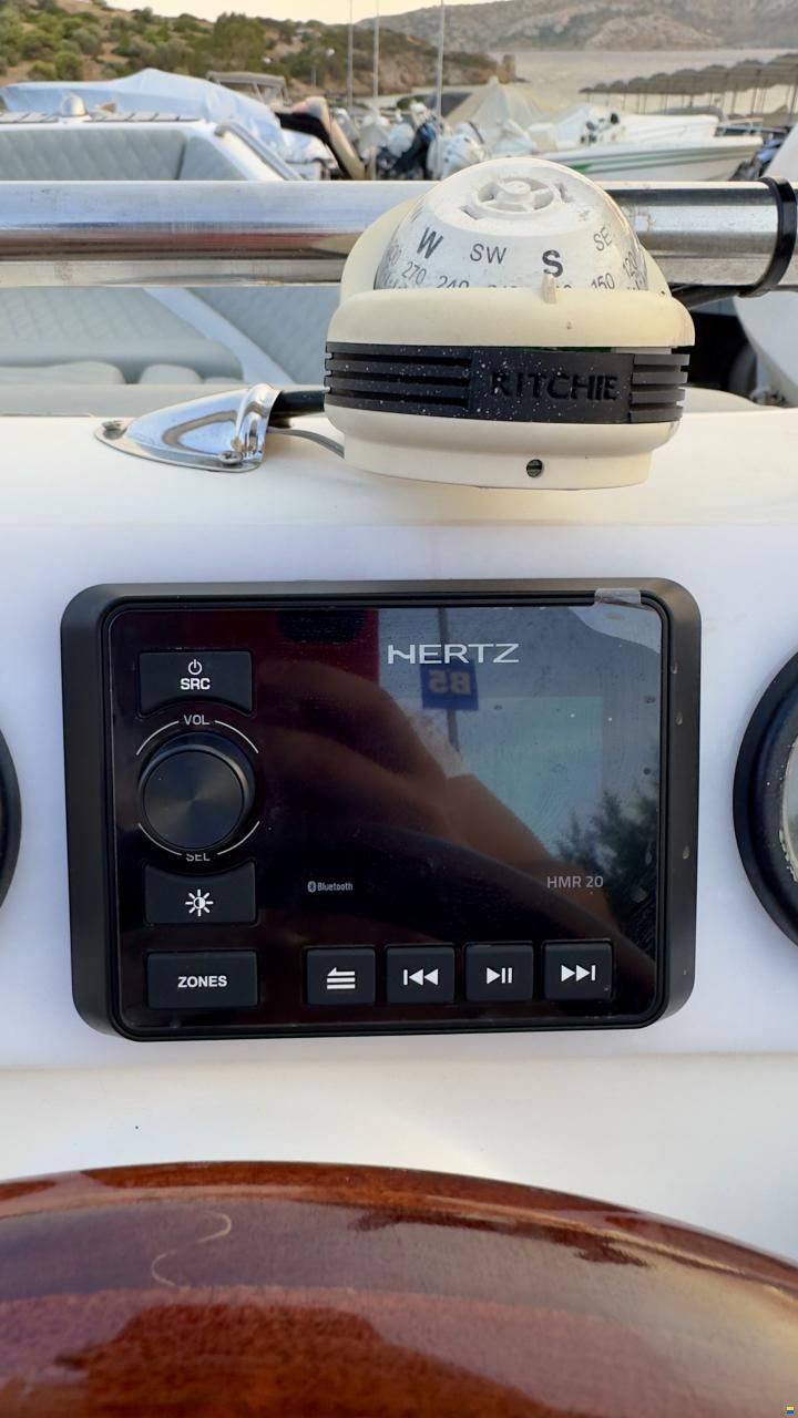 AB Yachts AB Inflatables Nautilus 19 DLX I-O