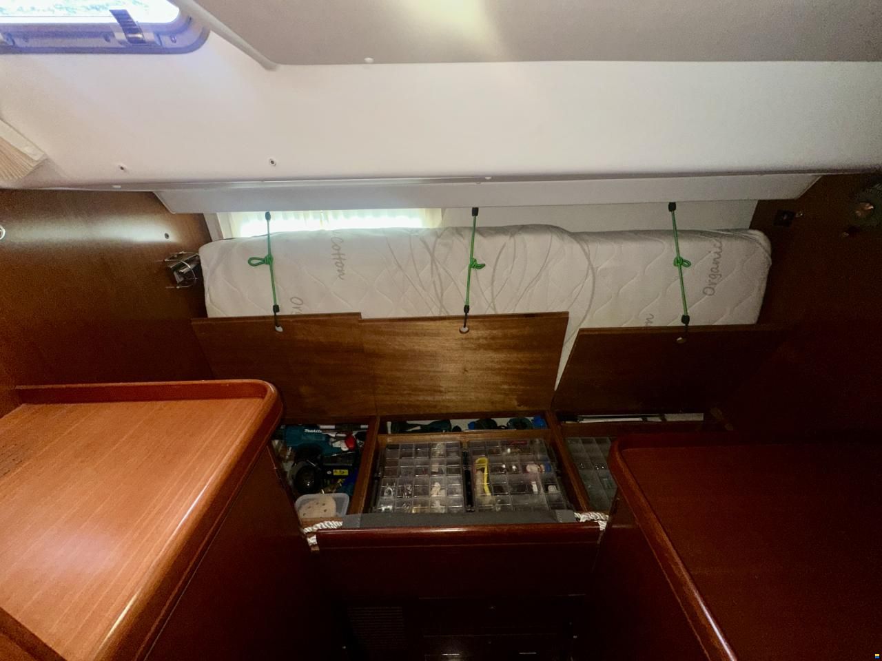 Beneteau 57
