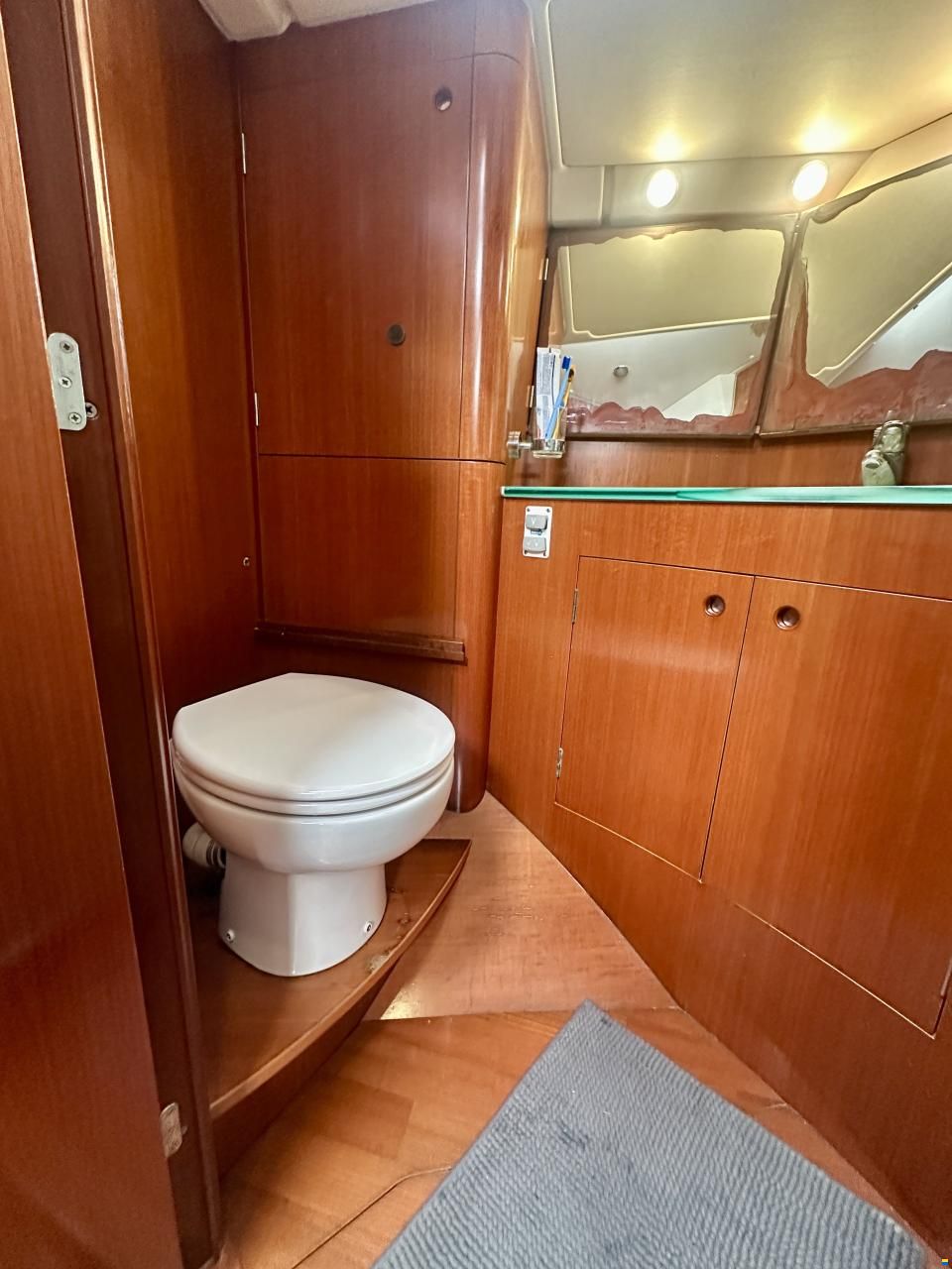 Beneteau 57