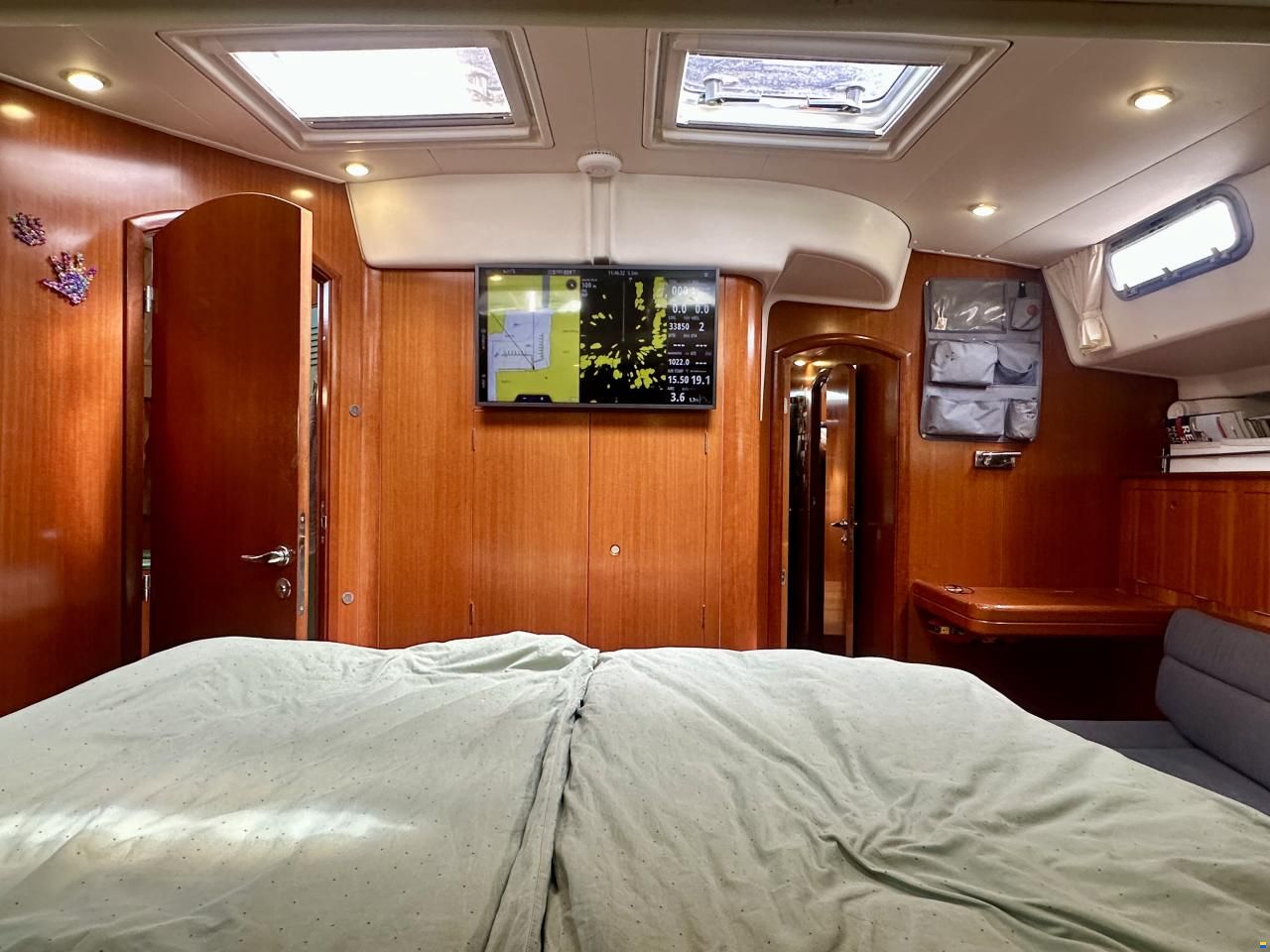 Beneteau 57