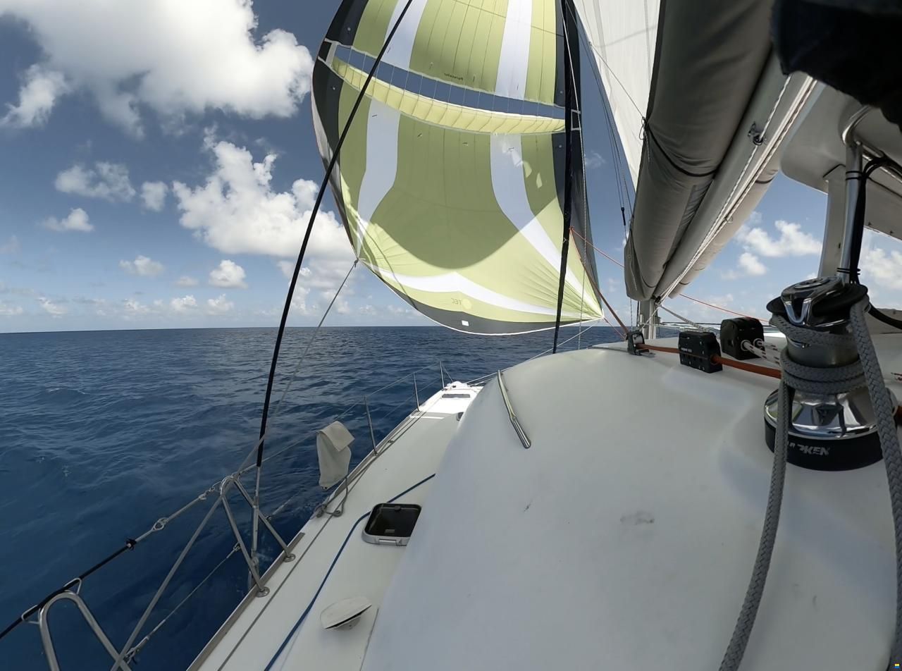 CNB Lagoon 380