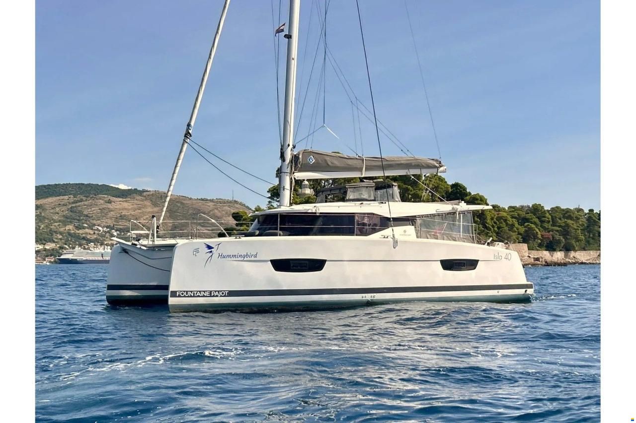 Fountaine Pajot Isla 40