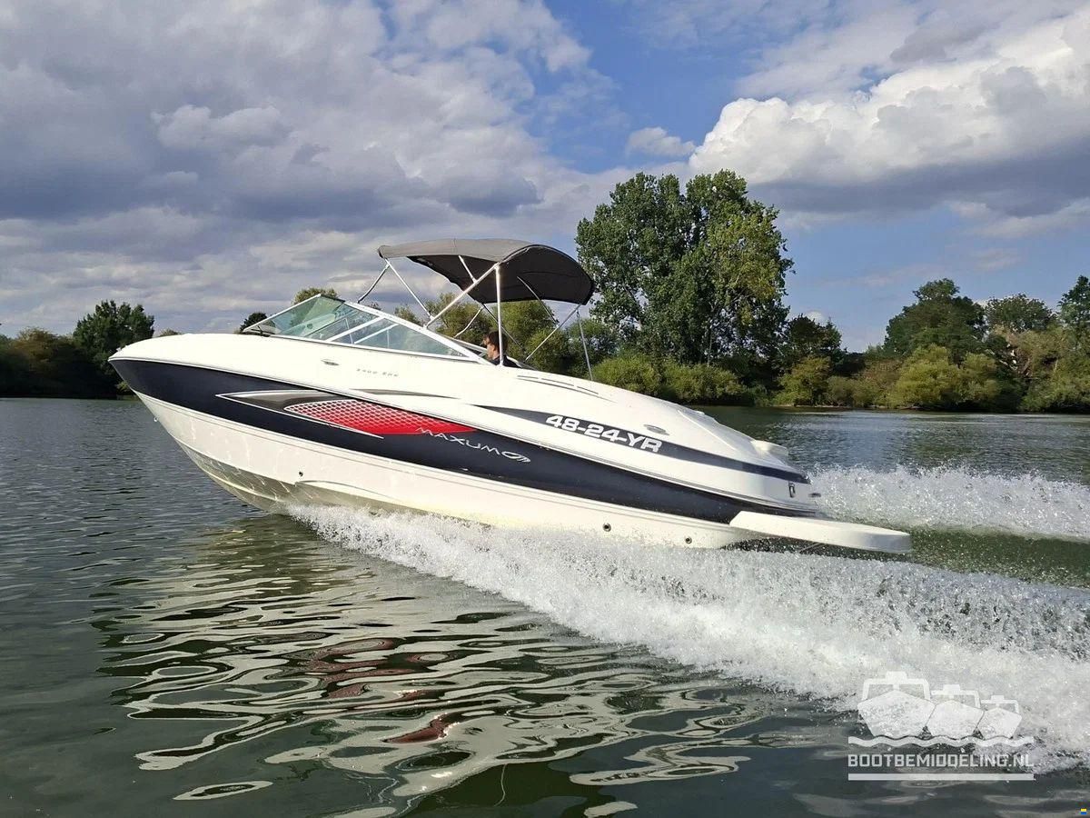 Maxum SR3