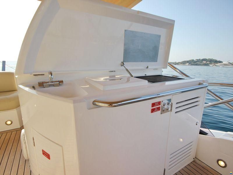 Sunseeker Manhattan 65
