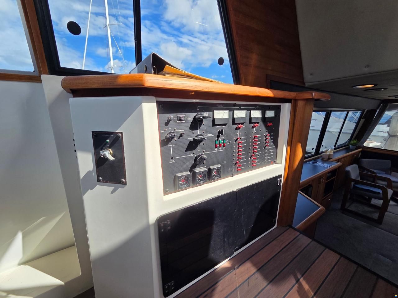 Bayliner 4588 Pilothouse