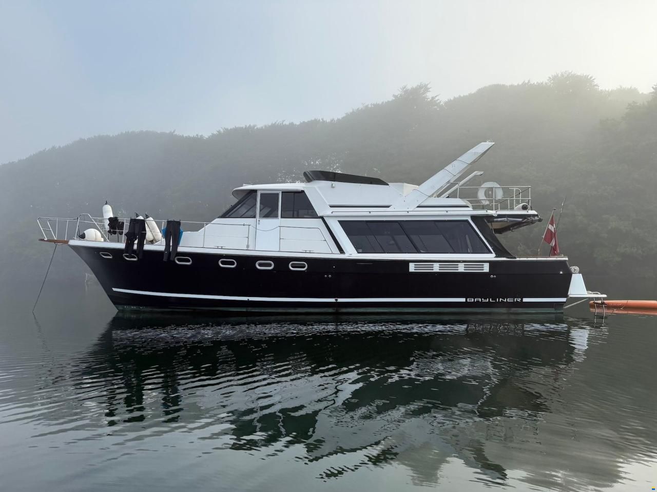 Bayliner 4588 Pilothouse