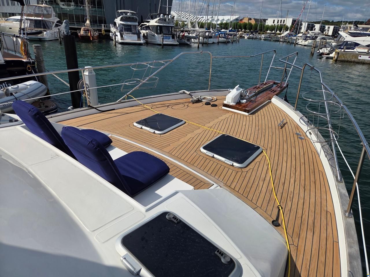 Bayliner 4588 Pilothouse