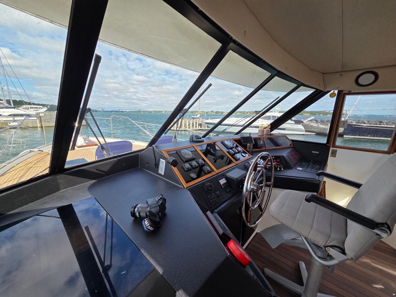Bayliner 4588 Pilothouse