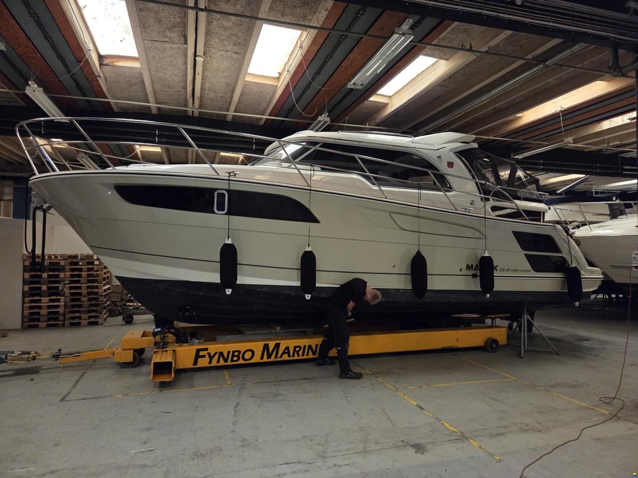 Marex 320 aft Cabin Cruiser
