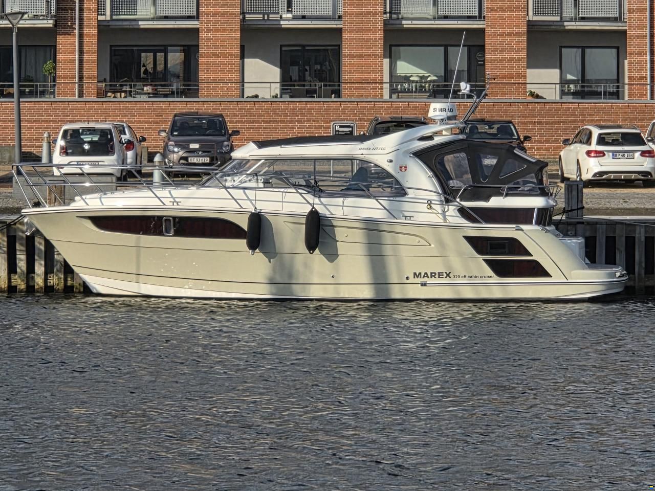 Marex 320 aft Cabin Cruiser
