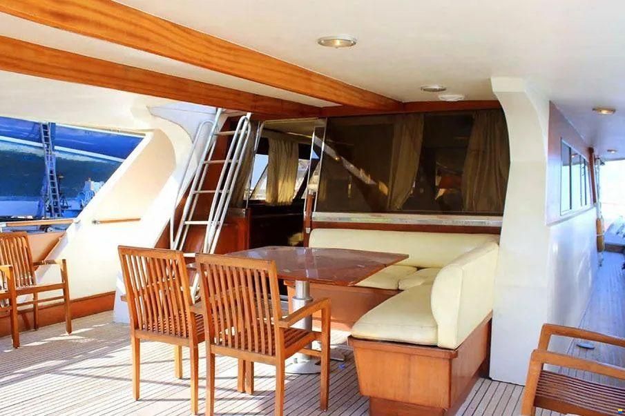 Cantieri di Pisa 90
