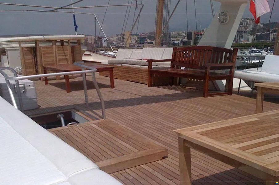 Cantieri di Pisa 90