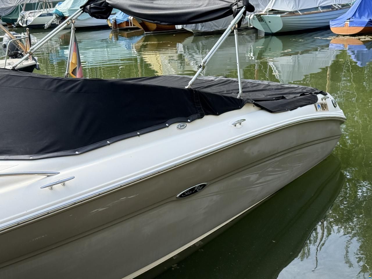 Sea Ray 220 Sunsport