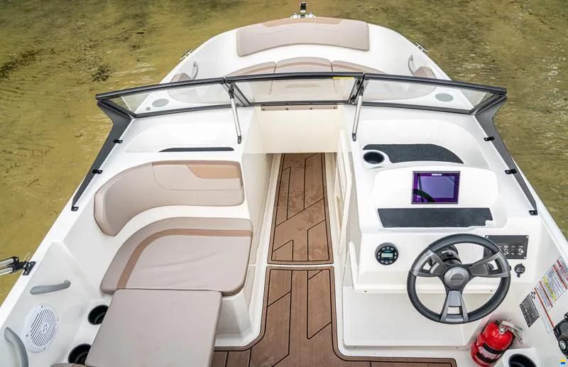 Quicksilver 525 AXESS / Mercury 115 pr&ecirc;t &agrave; naviguer