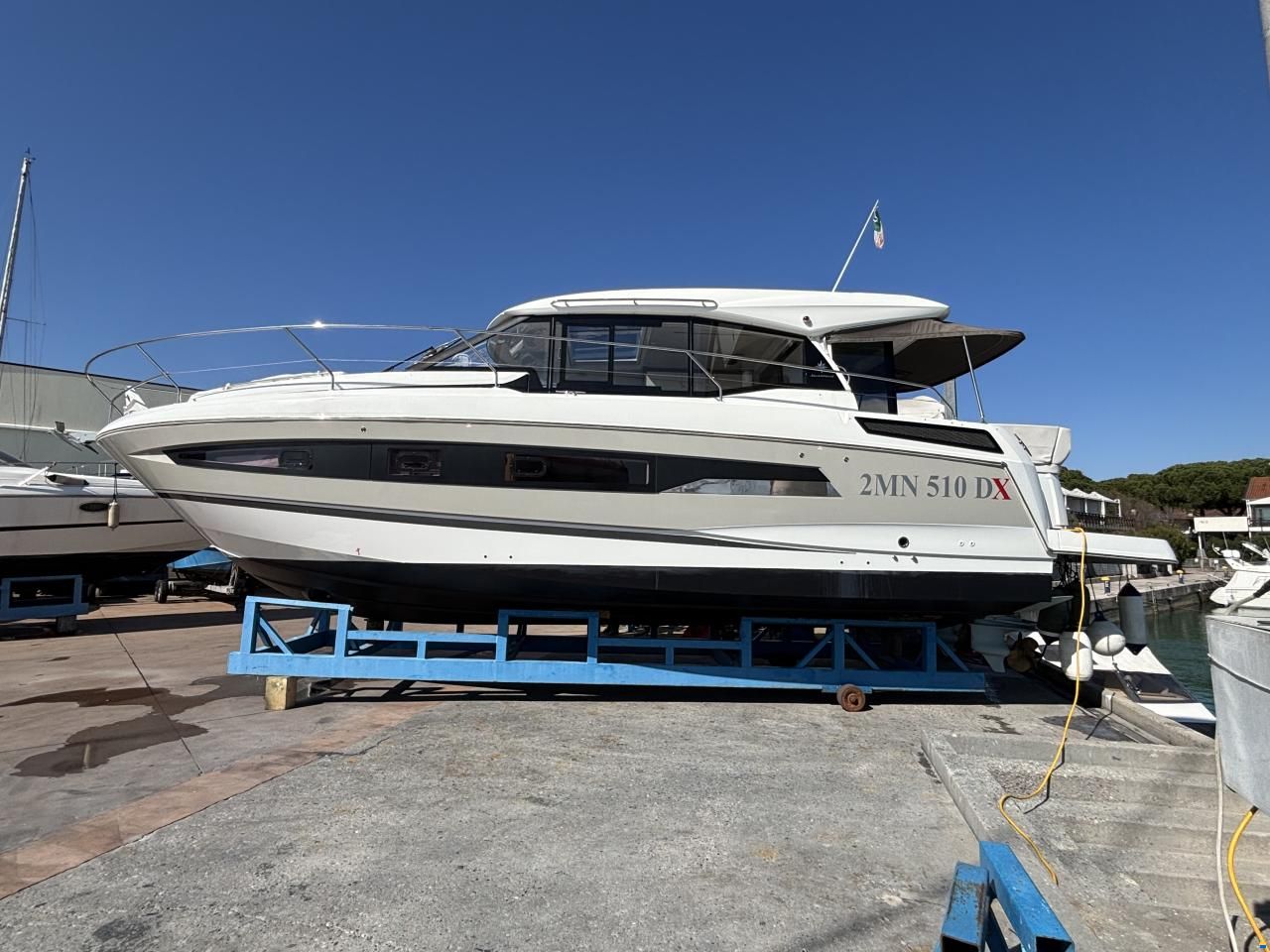 Jeanneau NC37